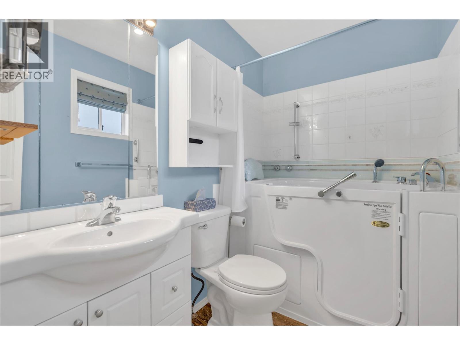 3400 Wilson Street Unit# 108, Penticton, BC - Indoor