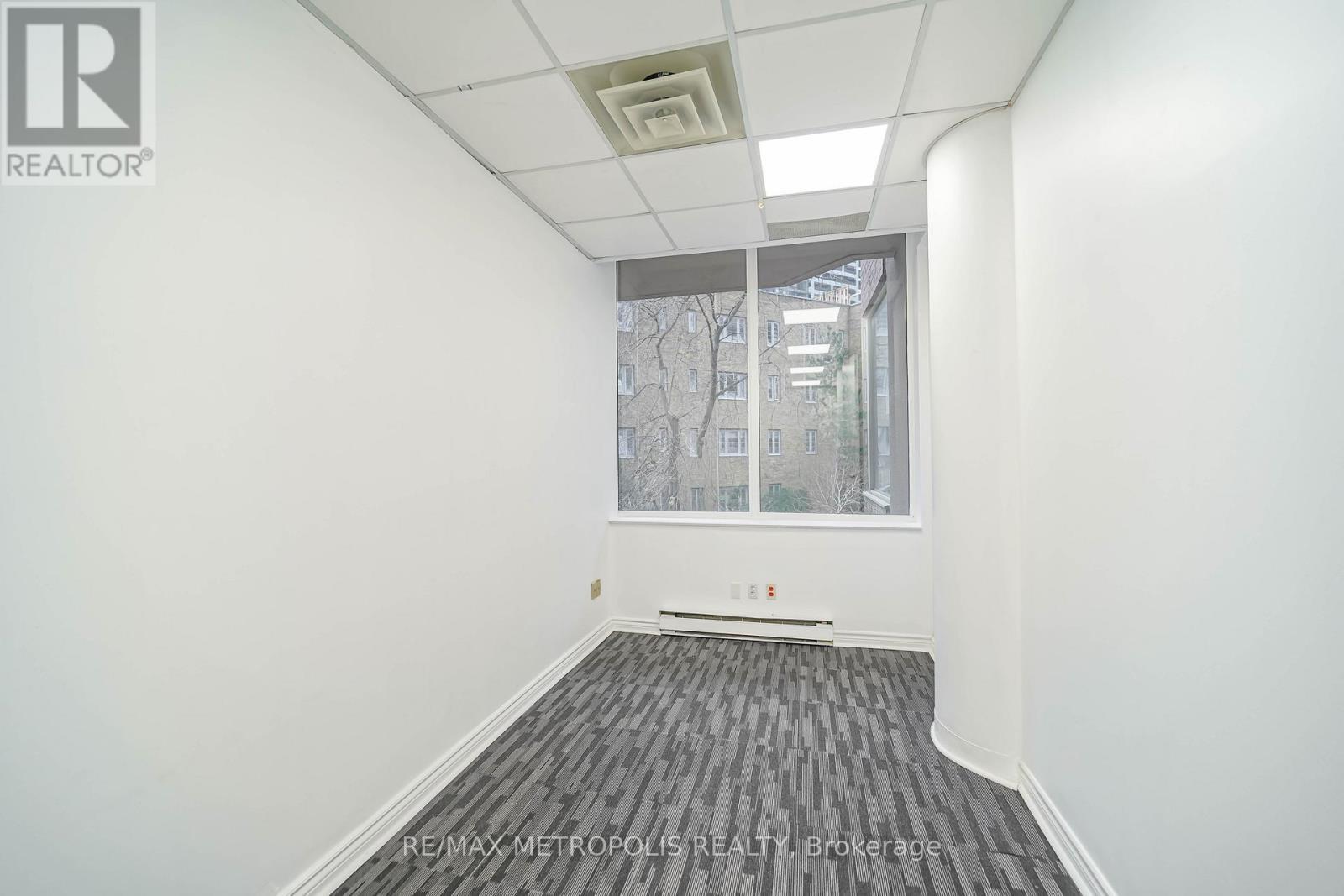 320 - 1033 Bay Street, Toronto, ON