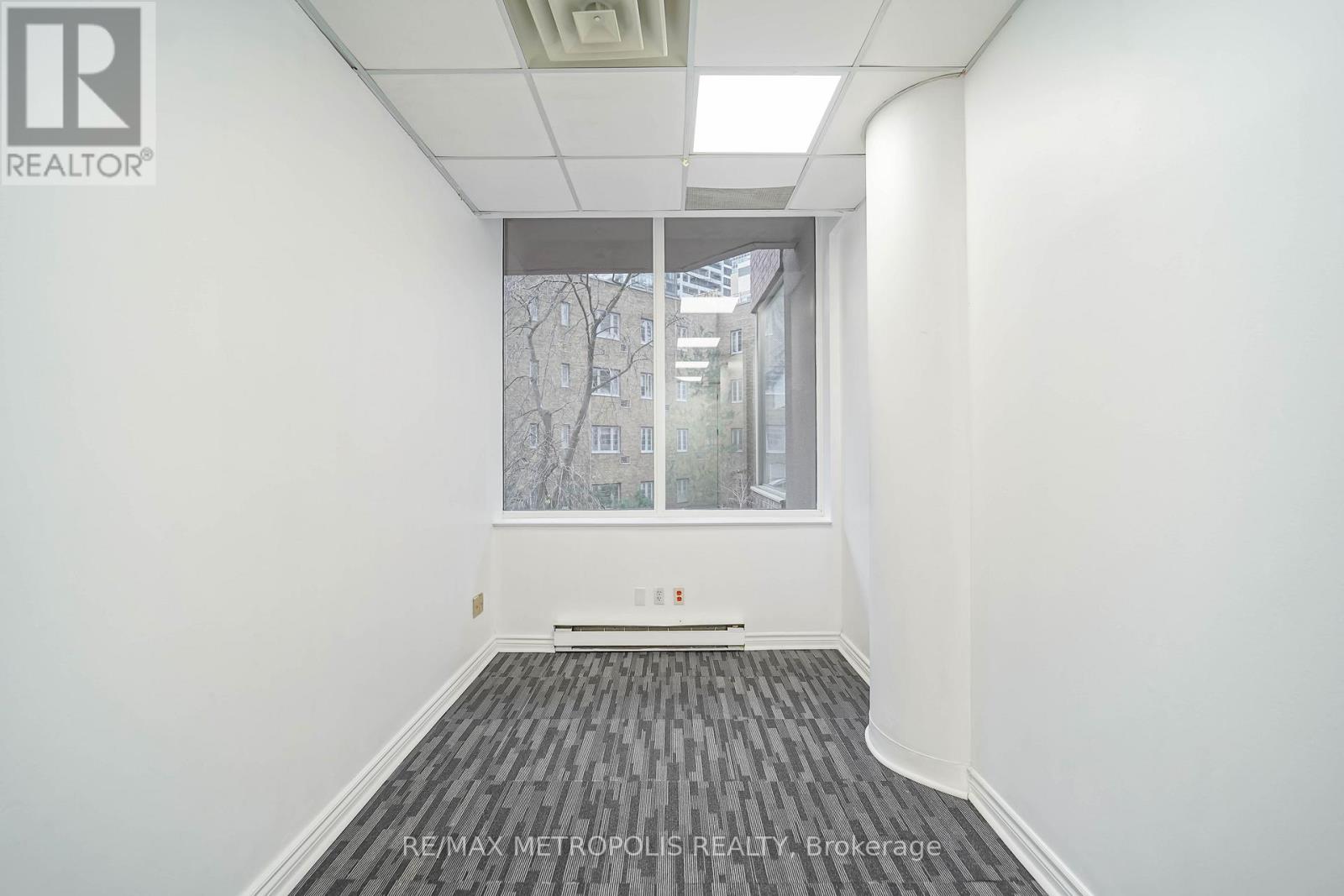 320 - 1033 Bay Street, Toronto, ON