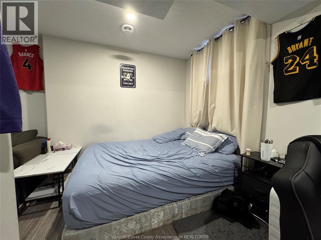 109 King Street East, Chatham, ON - Indoor Photo Showing Bedroom
