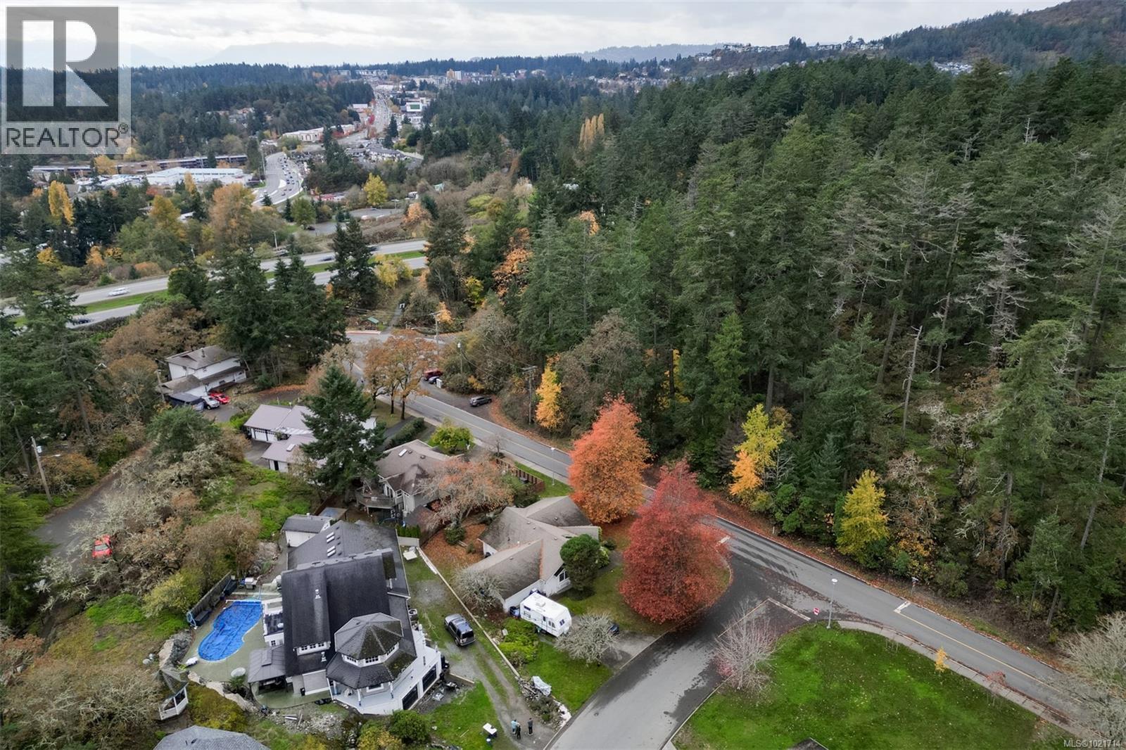 1975 Highland Rd, View Royal, BC - Outdoor With View