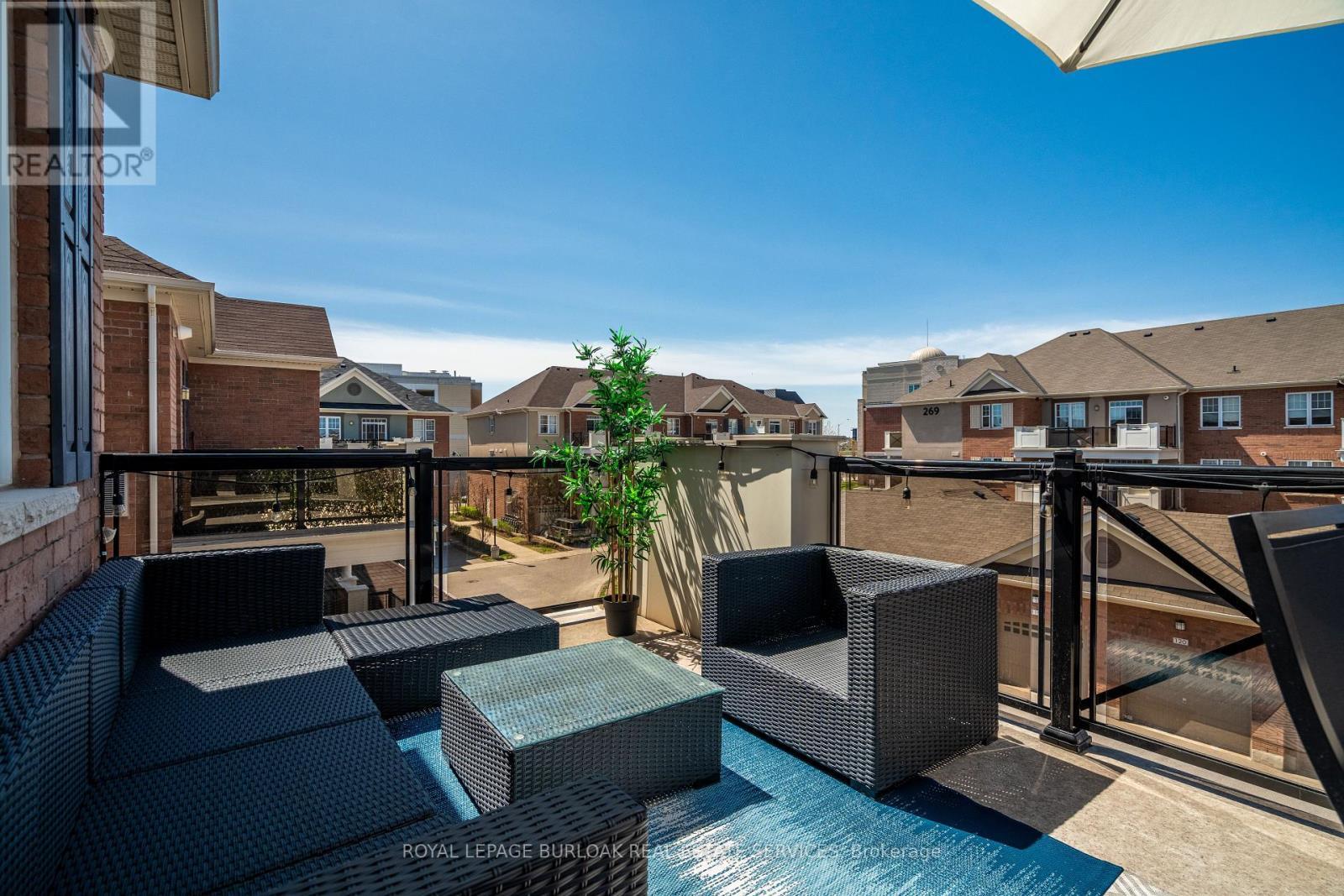 303 - 263 Georgian Drive, Oakville, ON - Outdoor With Deck Patio Veranda With Exterior