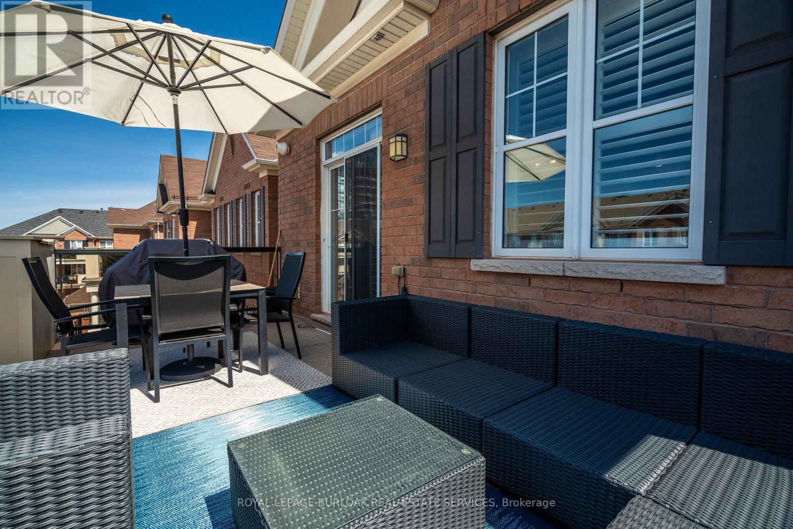 303 - 263 Georgian Drive, Oakville, ON - Outdoor With Deck Patio Veranda With Exterior