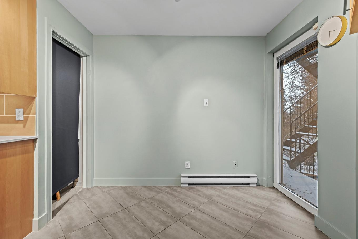 Cuisine - 703 Ch. Marie-Le Ber, Montréal (Verdun/Île-Des-Soeurs), QC - Indoor Photo Showing Other Room