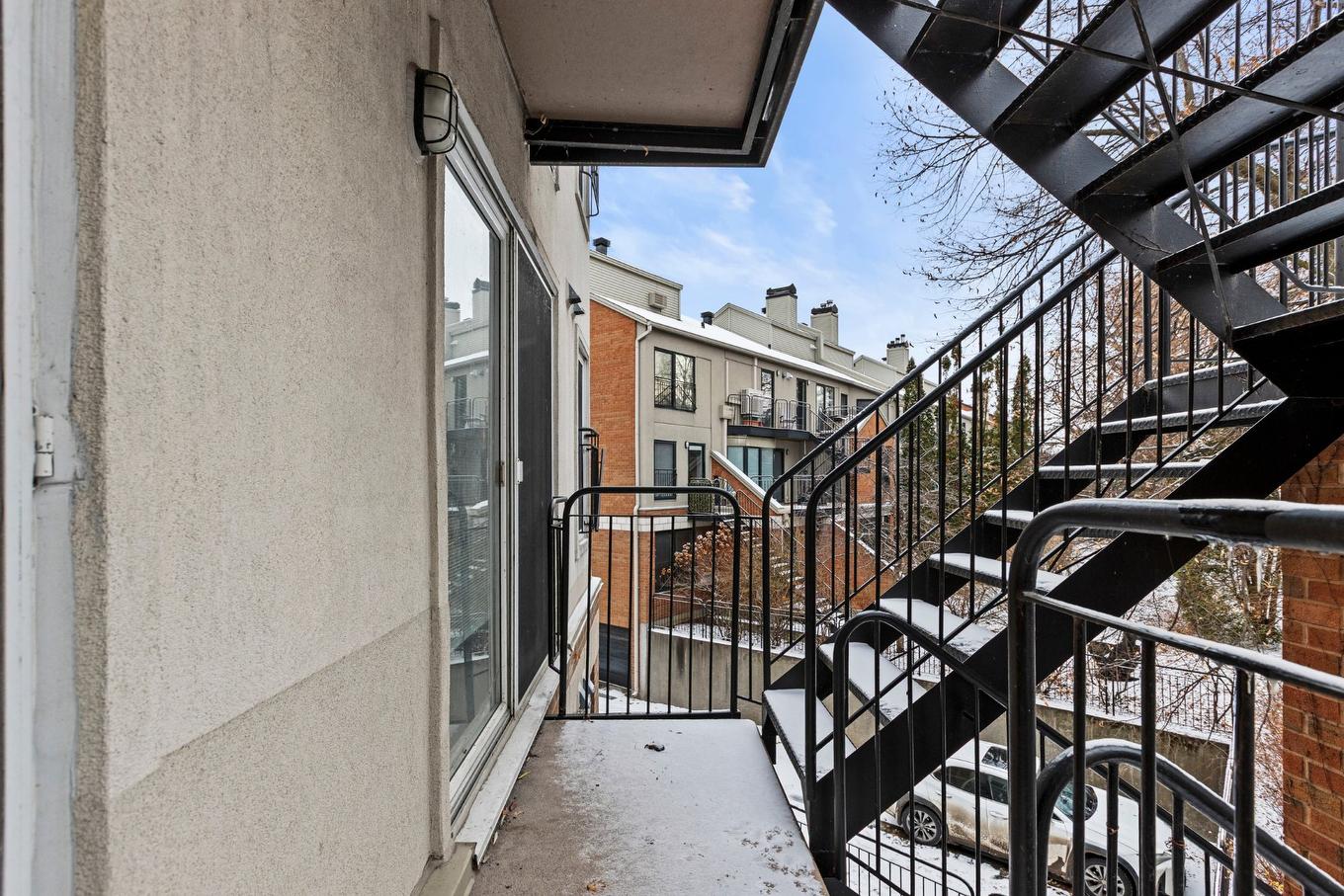 Escalier - 703 Ch. Marie-Le Ber, Montréal (Verdun/Île-Des-Soeurs), QC - Outdoor With Exterior