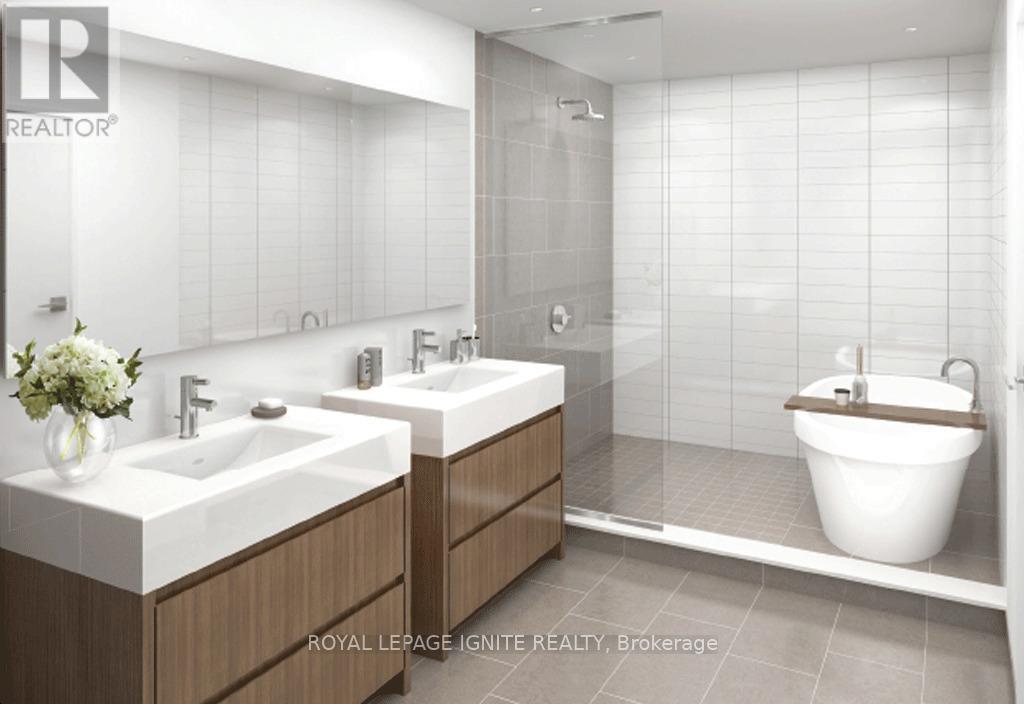 261 Ranee Avenue, Toronto, ON - Indoor Photo Showing Bathroom