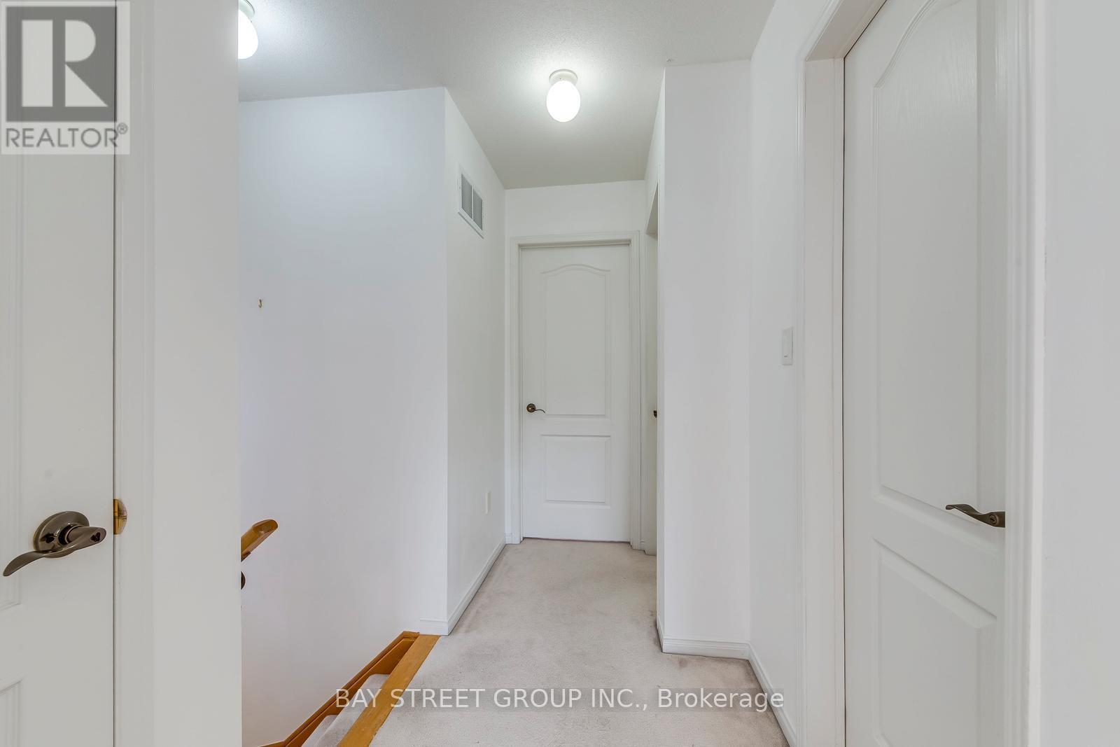 34 Stagecoach Circle, Toronto, ON - Indoor Photo Showing Other Room