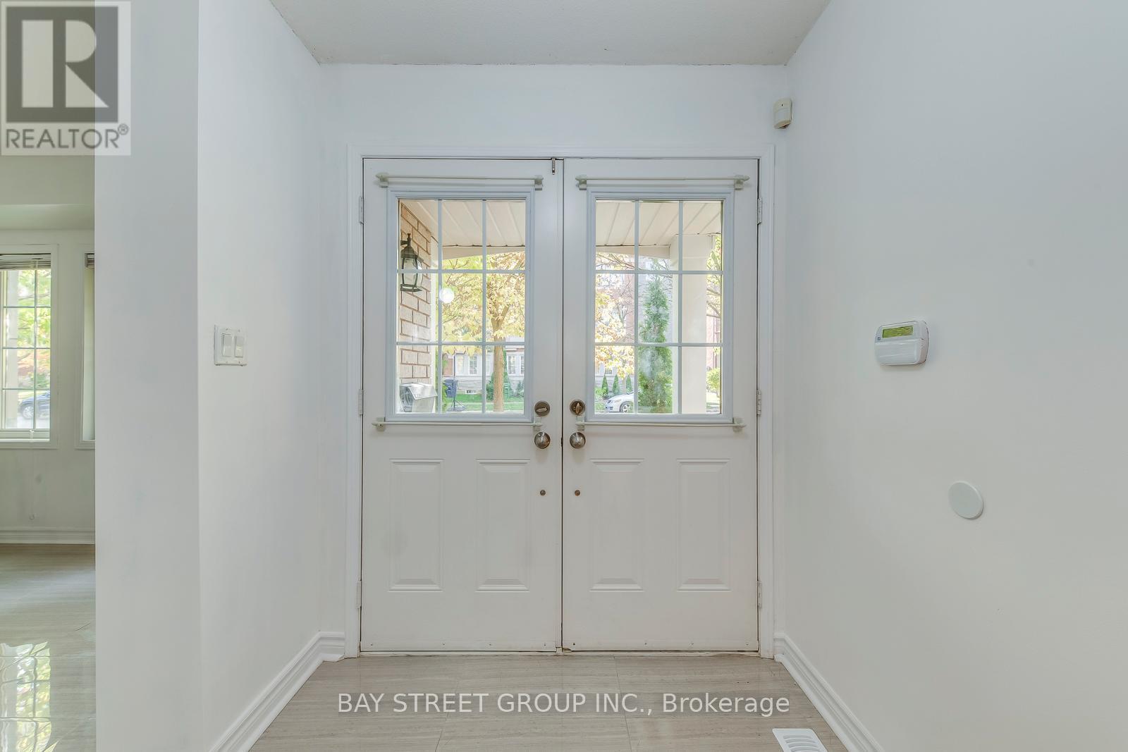 34 Stagecoach Circle, Toronto, ON - Indoor Photo Showing Other Room