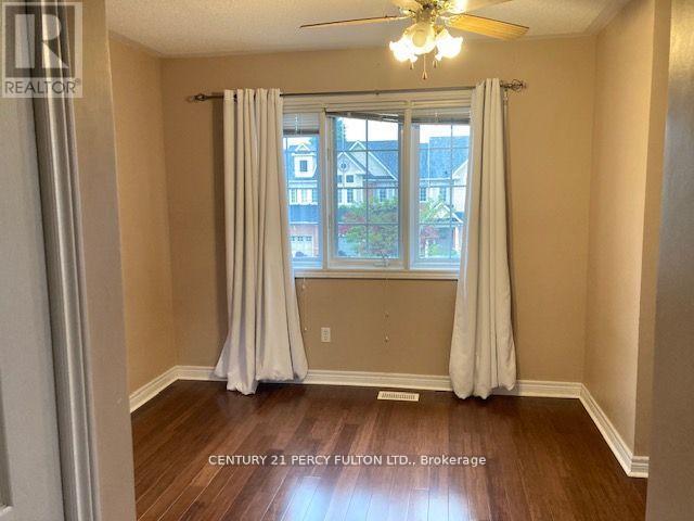 27 Whitewater Street, Whitby, ON - Indoor Photo Showing Other Room