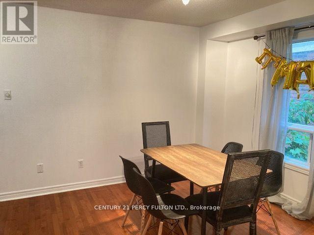 27 Whitewater Street, Whitby, ON - Indoor