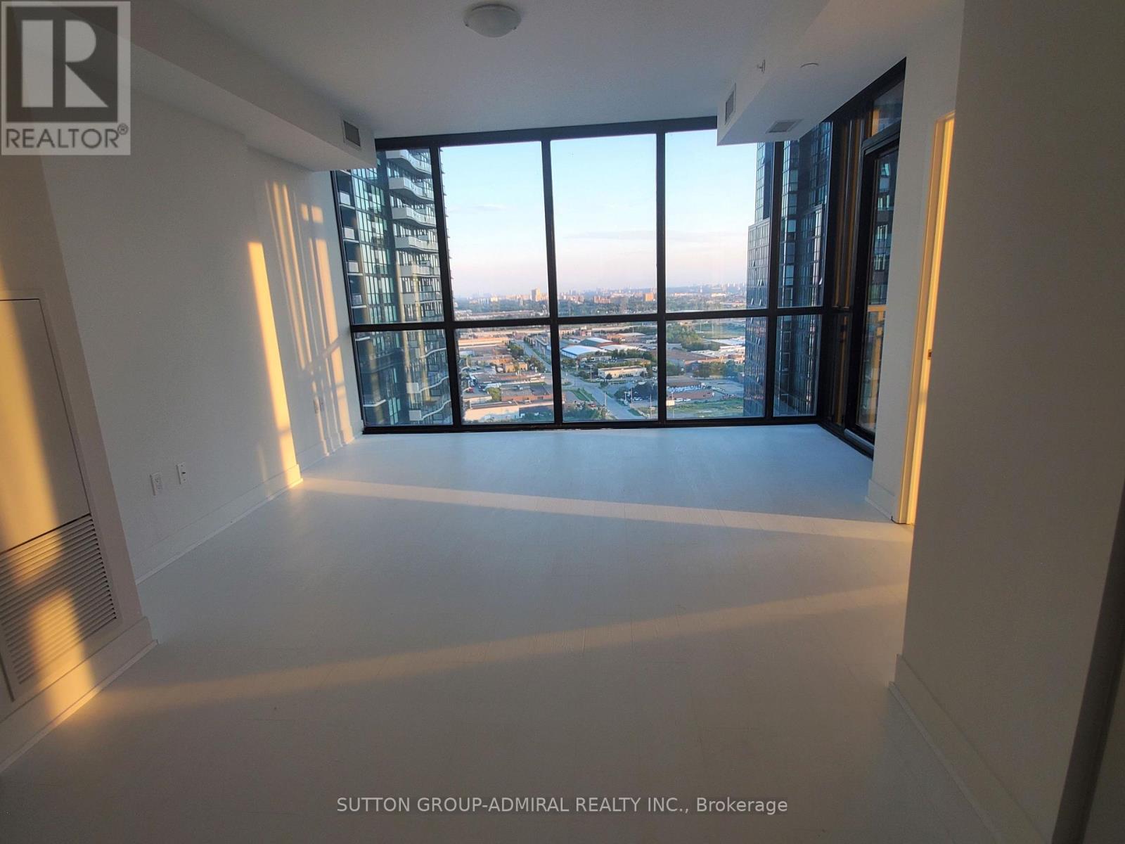 2303 - 2908 Highway 7 Road W, Vaughan, ON - Indoor Photo Showing Other Room