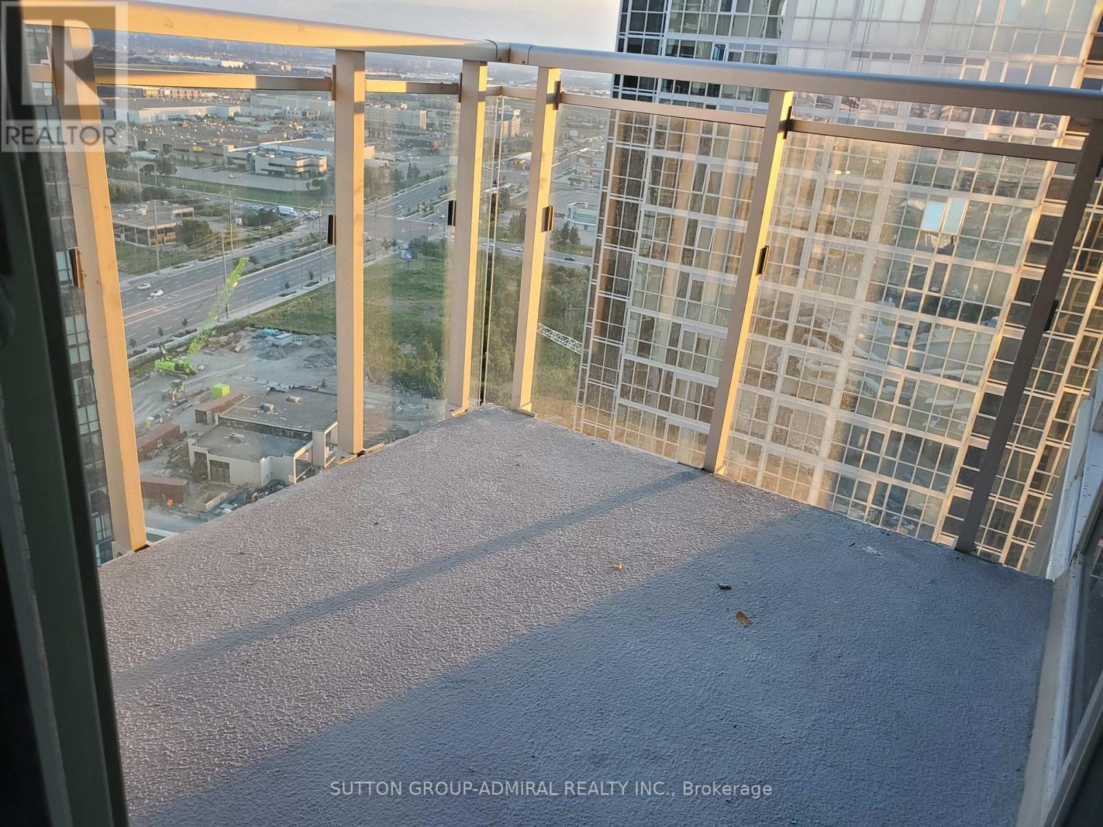 2303 - 2908 Highway 7 Road W, Vaughan, ON -