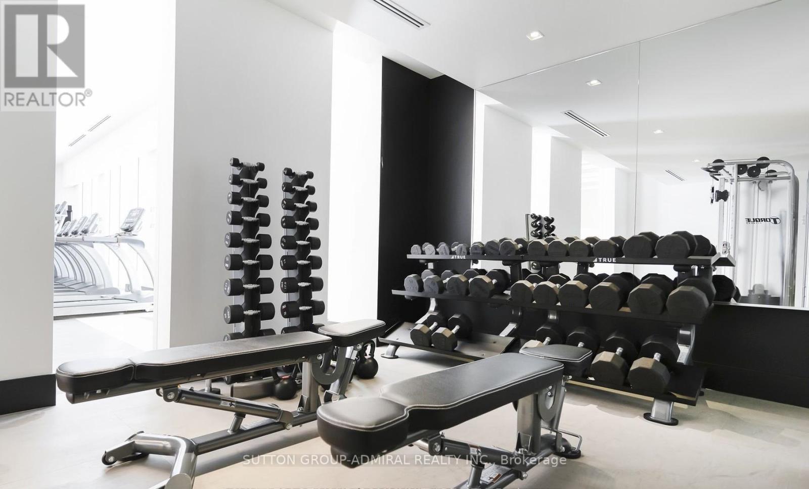 2303 - 2908 Highway 7 Road W, Vaughan, ON - Indoor