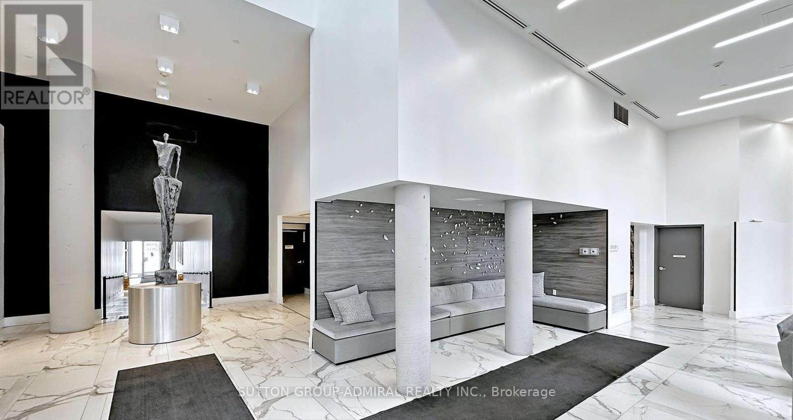 2303 - 2908 Highway 7 Road W, Vaughan, ON - Indoor Photo Showing Other Room