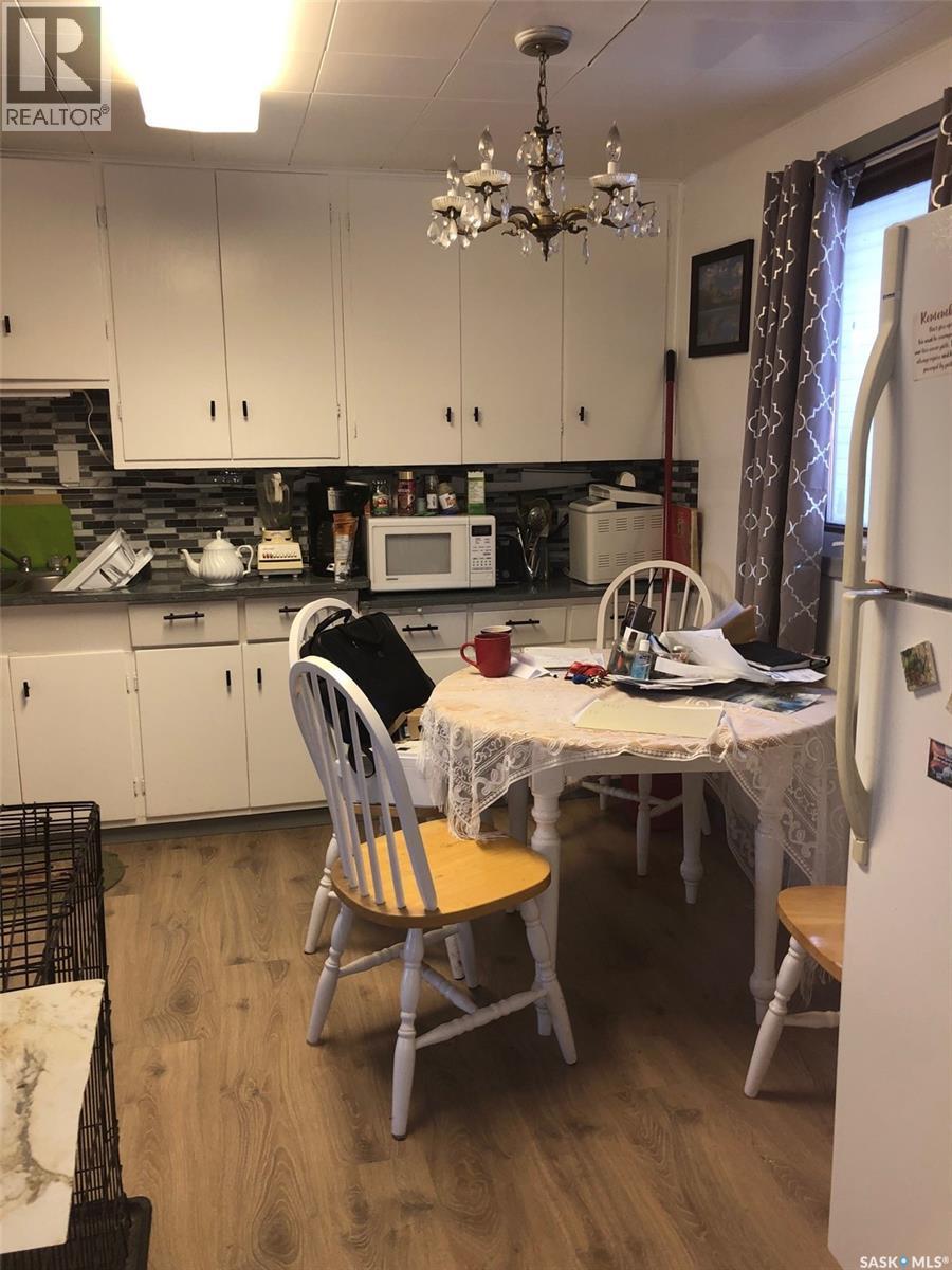 441 1St Avenue Se, Sturgis, SK - Indoor