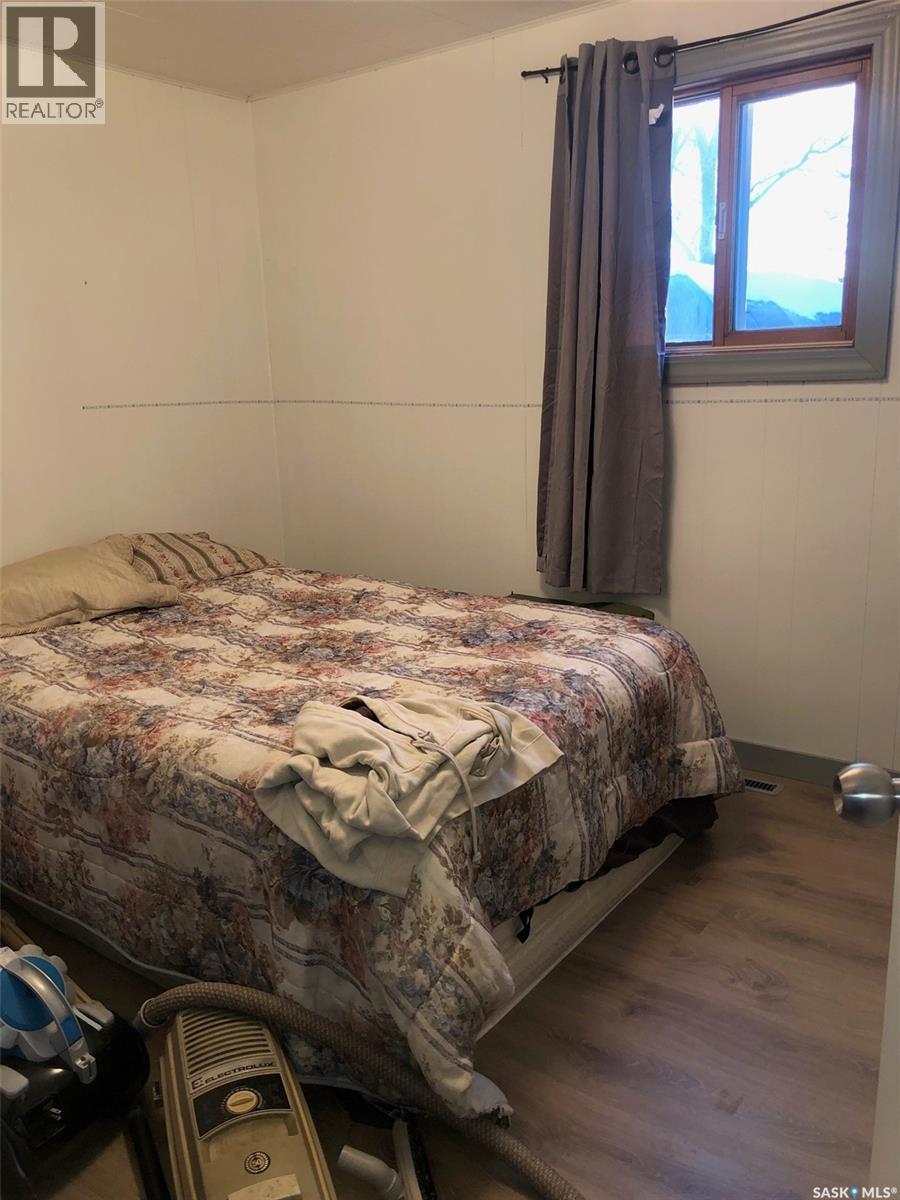441 1St Avenue Se, Sturgis, SK - Indoor Photo Showing Bedroom