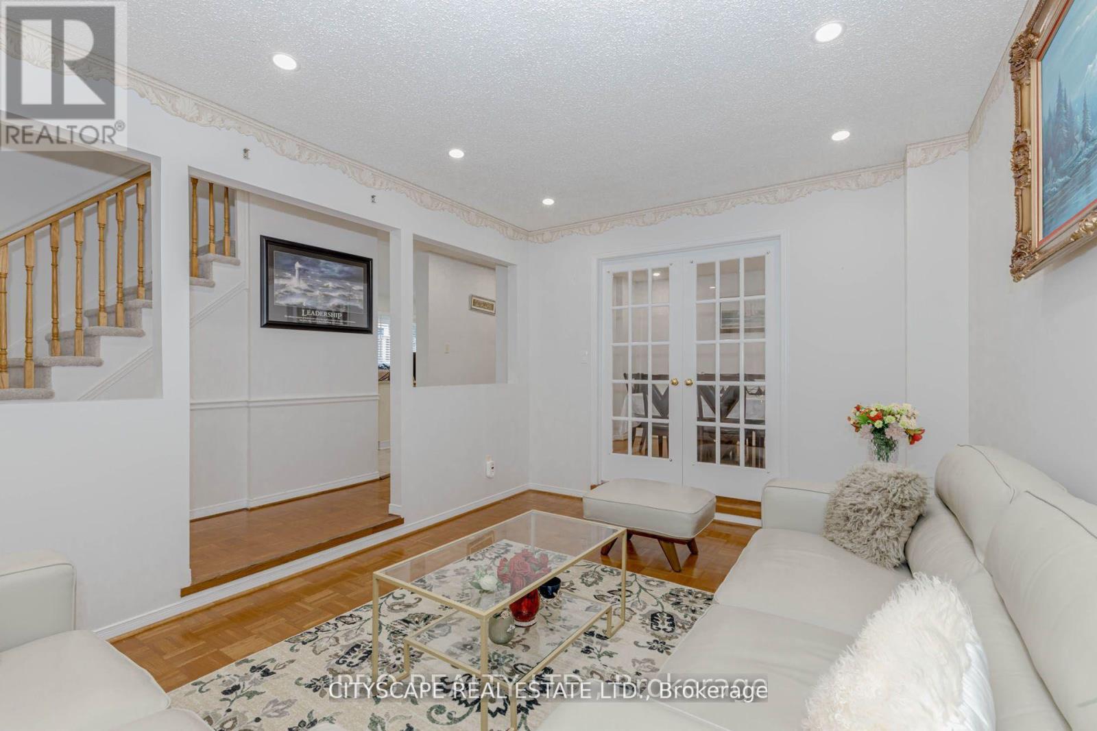 6906 Hickling Crescent N, Mississauga, ON - Indoor