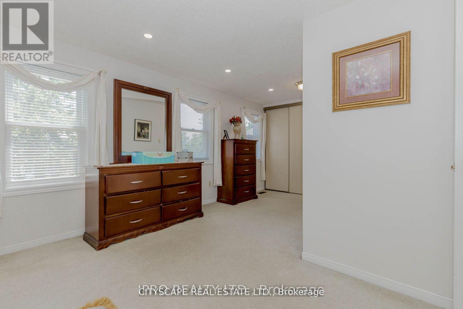 6906 Hickling Crescent N, Mississauga, ON - Indoor