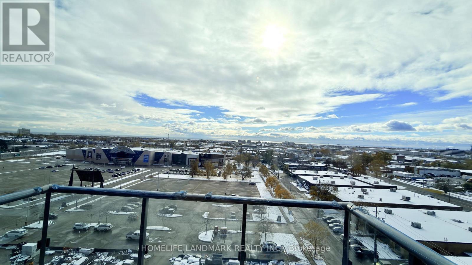 811 - 1037 The Queensway, Toronto, ON - Outdoor With View