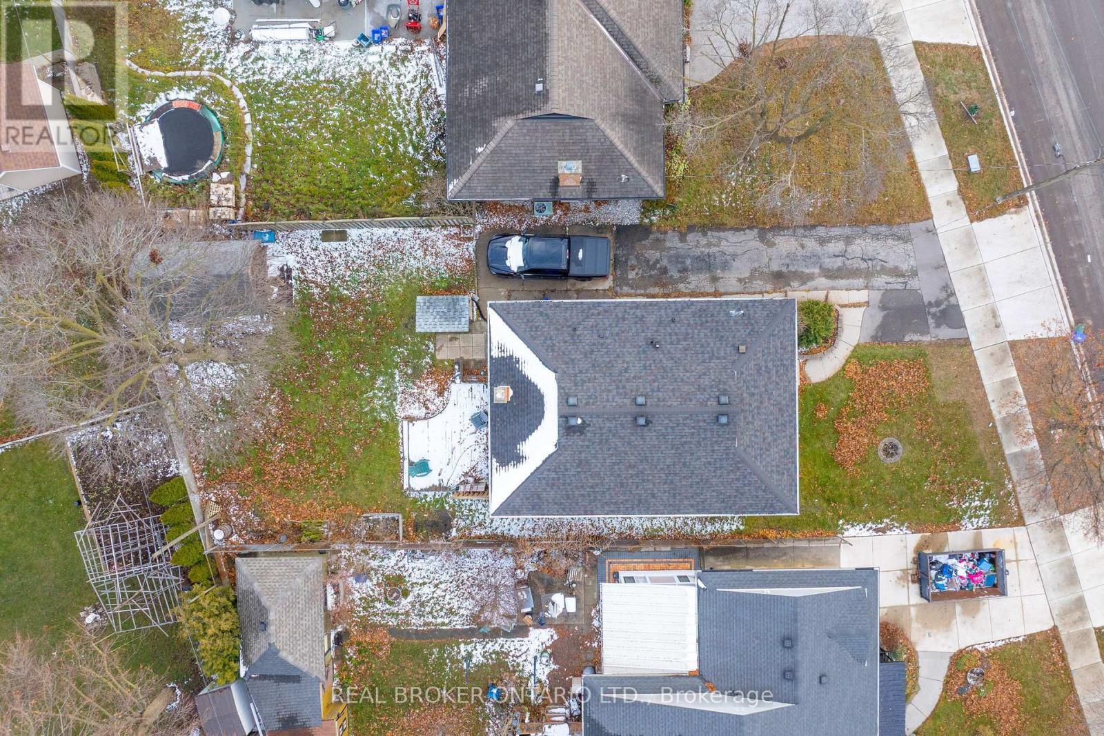 220 Bruce Street, Kitchener, ON - Outdoor