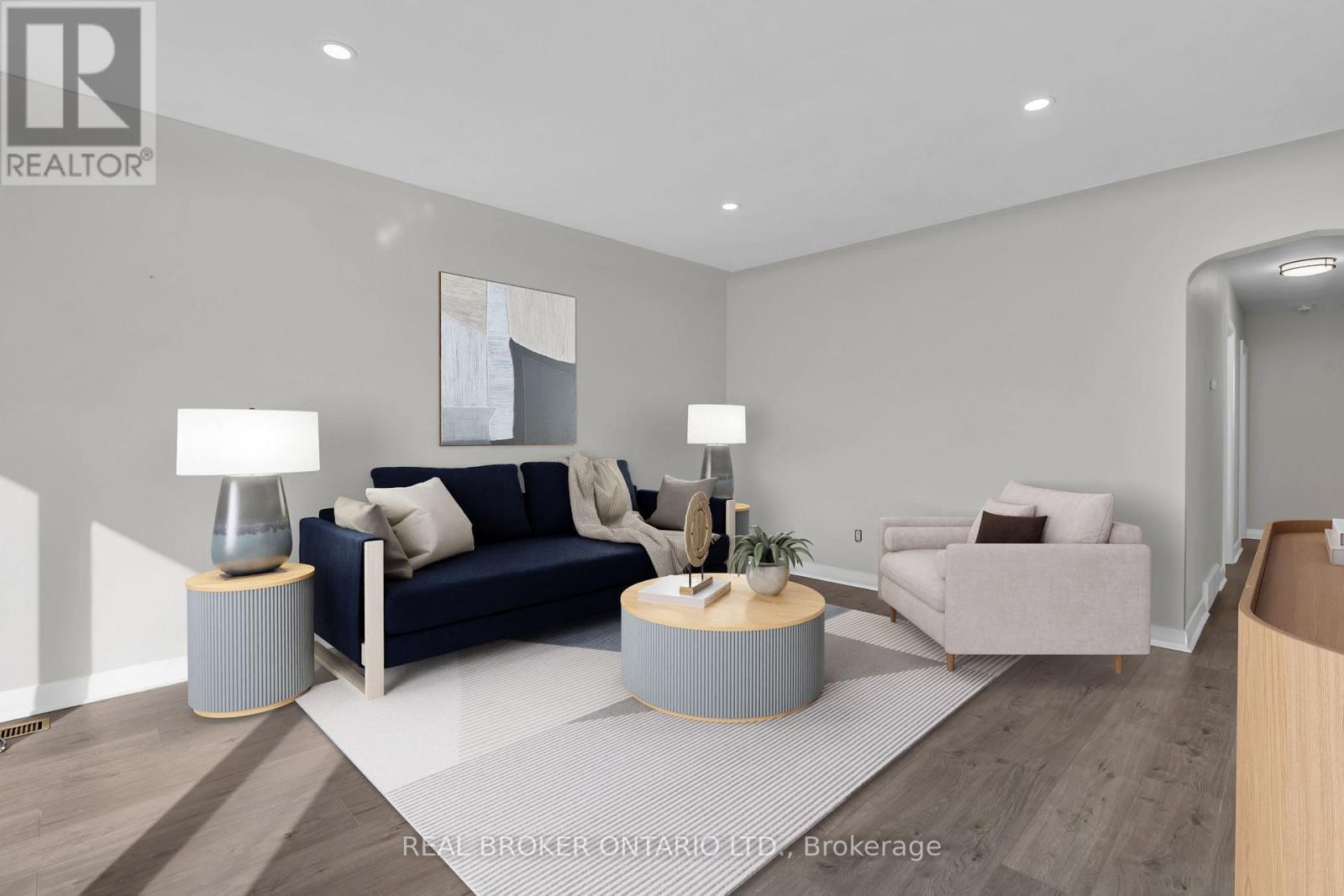 Upper Unit-Virtually Staged - 220 Bruce Street, Kitchener, ON - Indoor Photo Showing Living Room