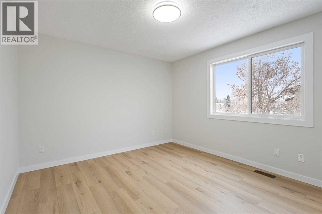 24, 64 Whitnel Court Ne, Calgary, AB - Indoor Photo Showing Other Room