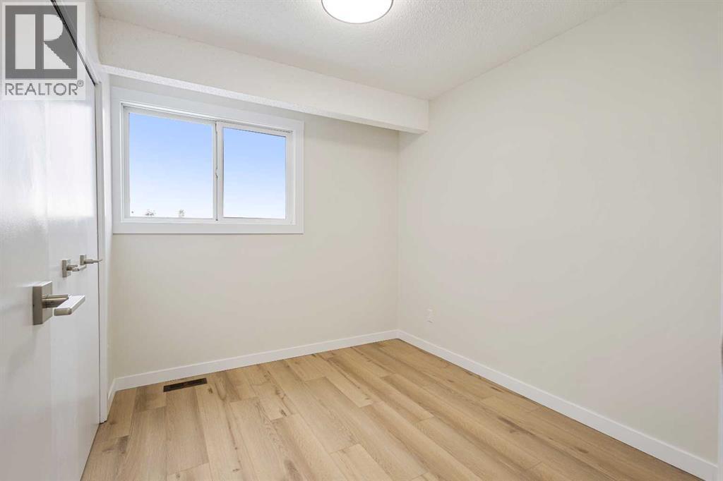 24, 64 Whitnel Court Ne, Calgary, AB - Indoor Photo Showing Other Room