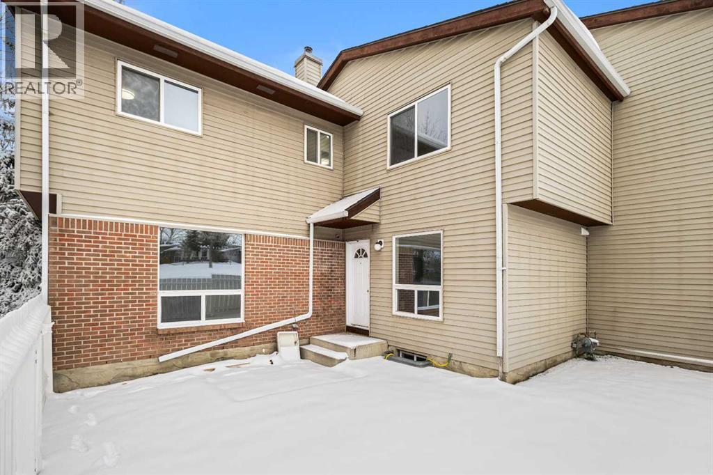 24, 64 Whitnel Court Ne, Calgary, AB - Outdoor With Exterior