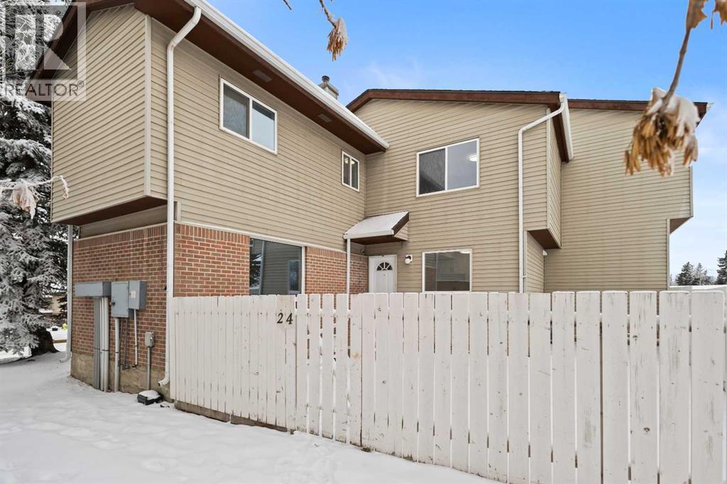 24, 64 Whitnel Court Ne, Calgary, AB - Outdoor With Exterior