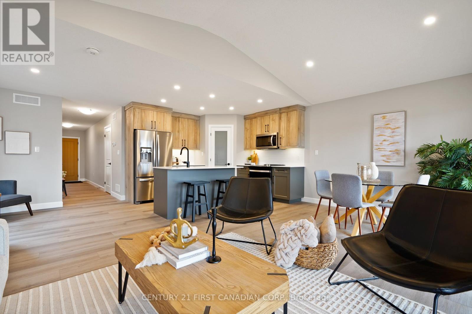 9 Twynstra Street, North Middlesex (Ailsa Craig), ON - Indoor