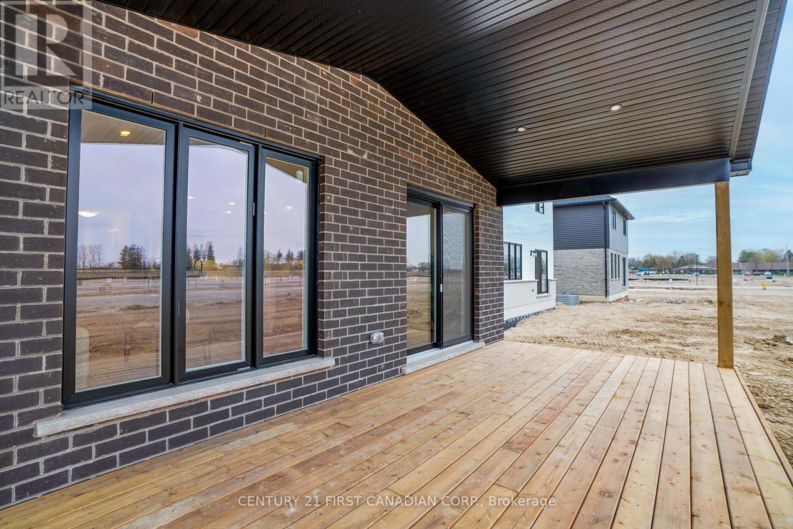 9 Twynstra Street, North Middlesex (Ailsa Craig), ON - Outdoor With Deck Patio Veranda With Exterior