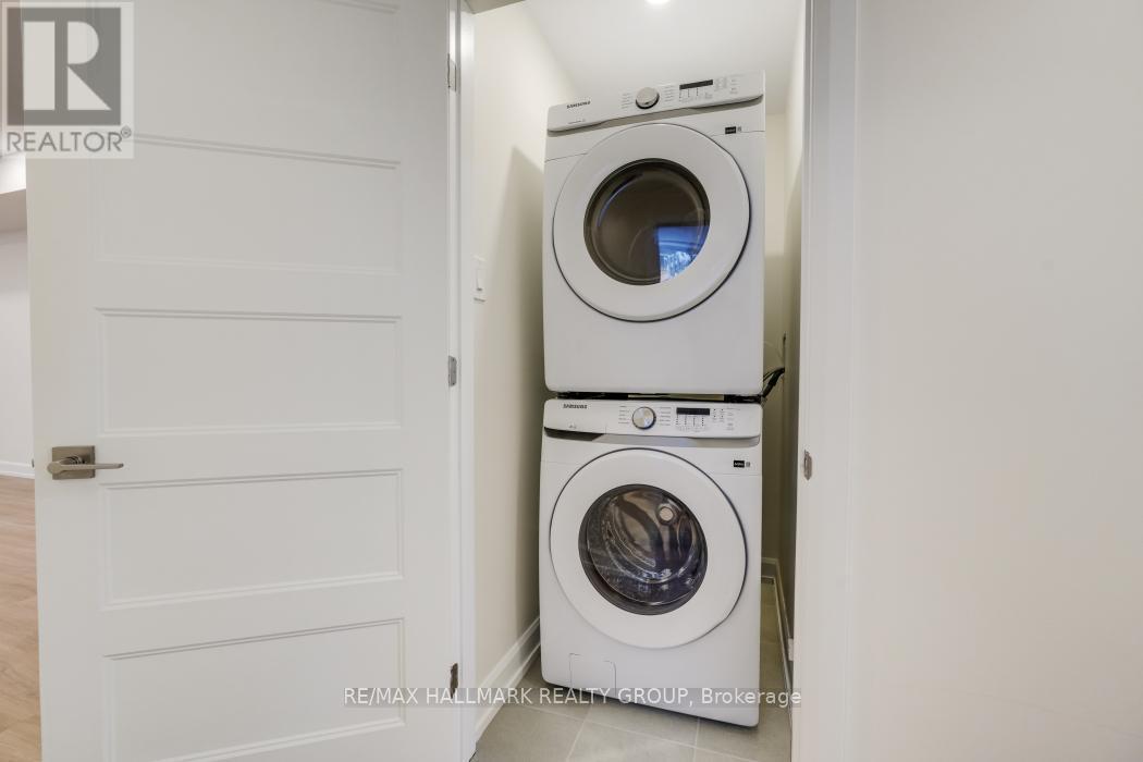 C - 956 Fisher Avenue, Ottawa, ON - Indoor Photo Showing Laundry Room