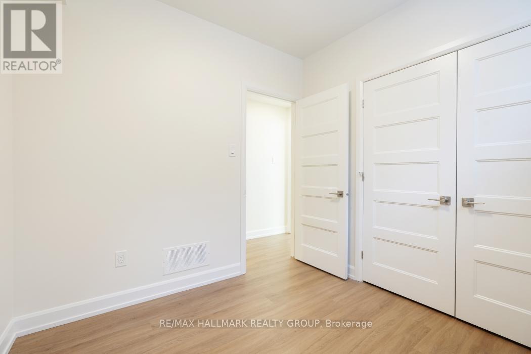 C - 956 Fisher Avenue, Ottawa, ON - Indoor Photo Showing Other Room