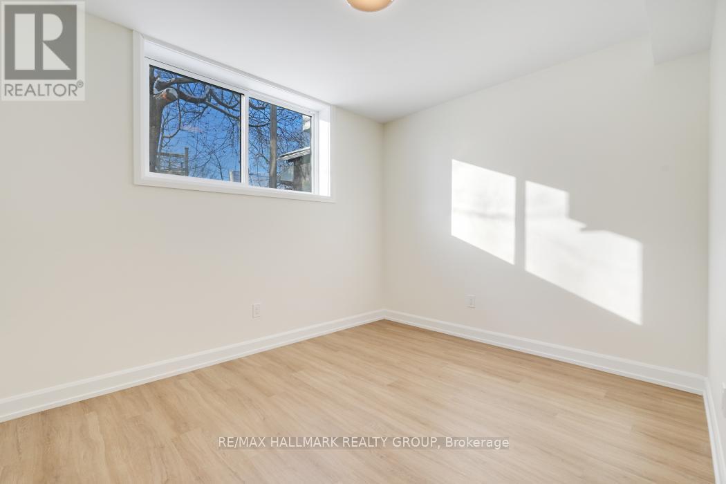 C - 956 Fisher Avenue, Ottawa, ON - Indoor Photo Showing Other Room