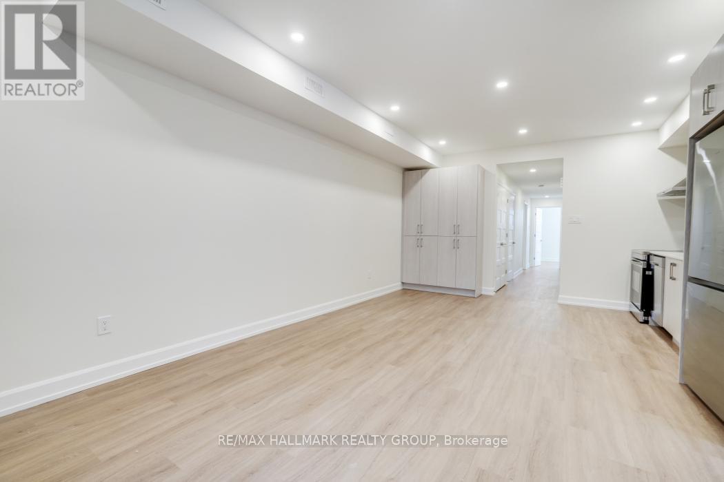 C - 956 Fisher Avenue, Ottawa, ON - Indoor Photo Showing Other Room