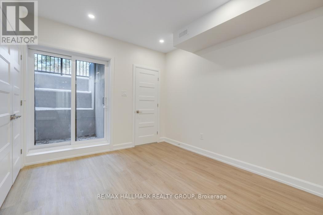 C - 956 Fisher Avenue, Ottawa, ON - Indoor Photo Showing Other Room