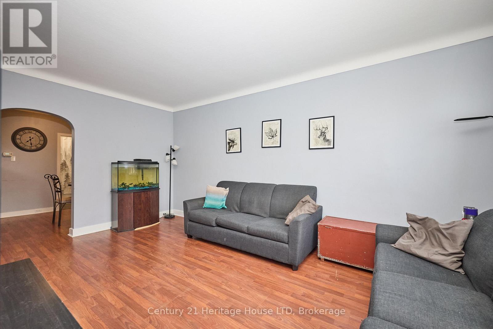 78 Rodman Street, St. Catharines (Downtown), ON - Indoor Photo Showing Living Room