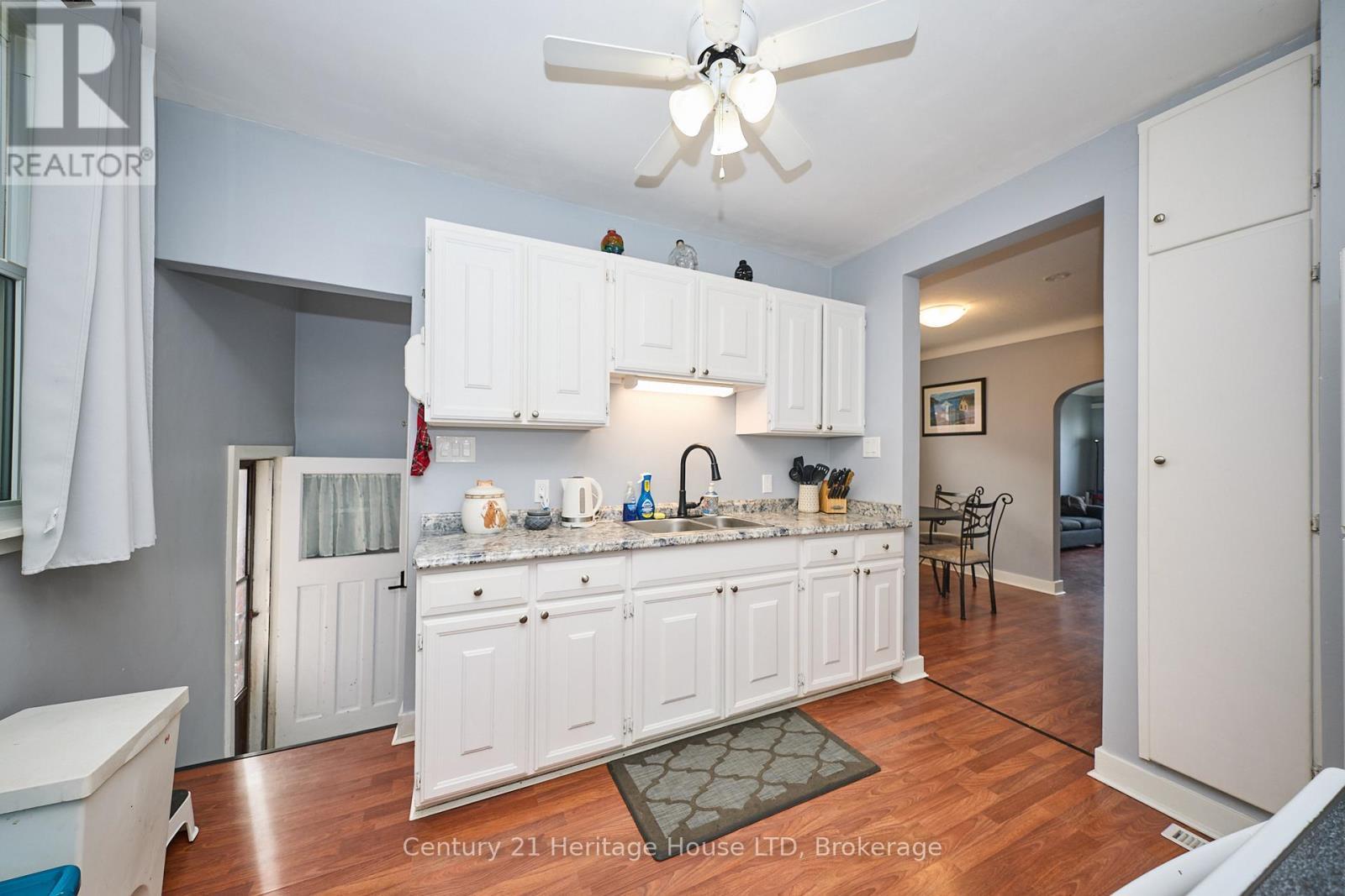78 Rodman Street, St. Catharines (Downtown), ON - Indoor Photo Showing Kitchen With Double Sink