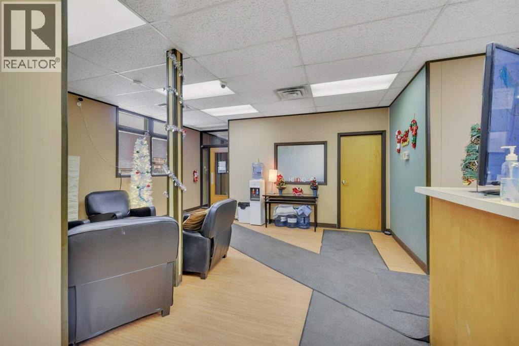 4727 60 Street, Red Deer, AB