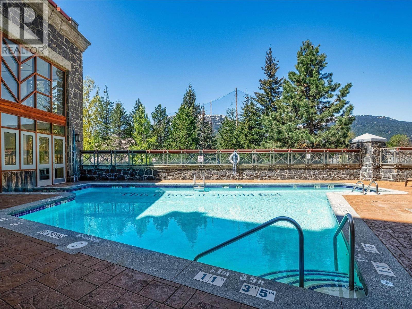 855 4090 Whistler Way, Whistler, BC - Outdoor With In Ground Pool