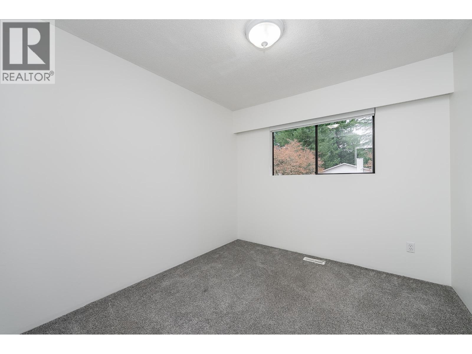 11671 211 Street, Maple Ridge, BC - Indoor Photo Showing Other Room