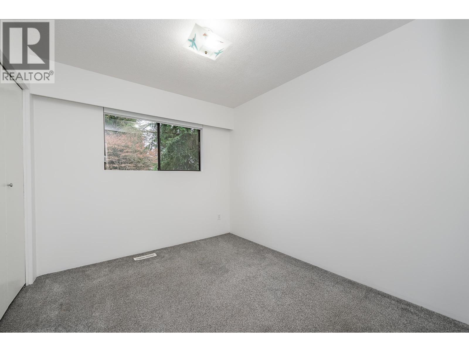 11671 211 Street, Maple Ridge, BC - Indoor Photo Showing Other Room