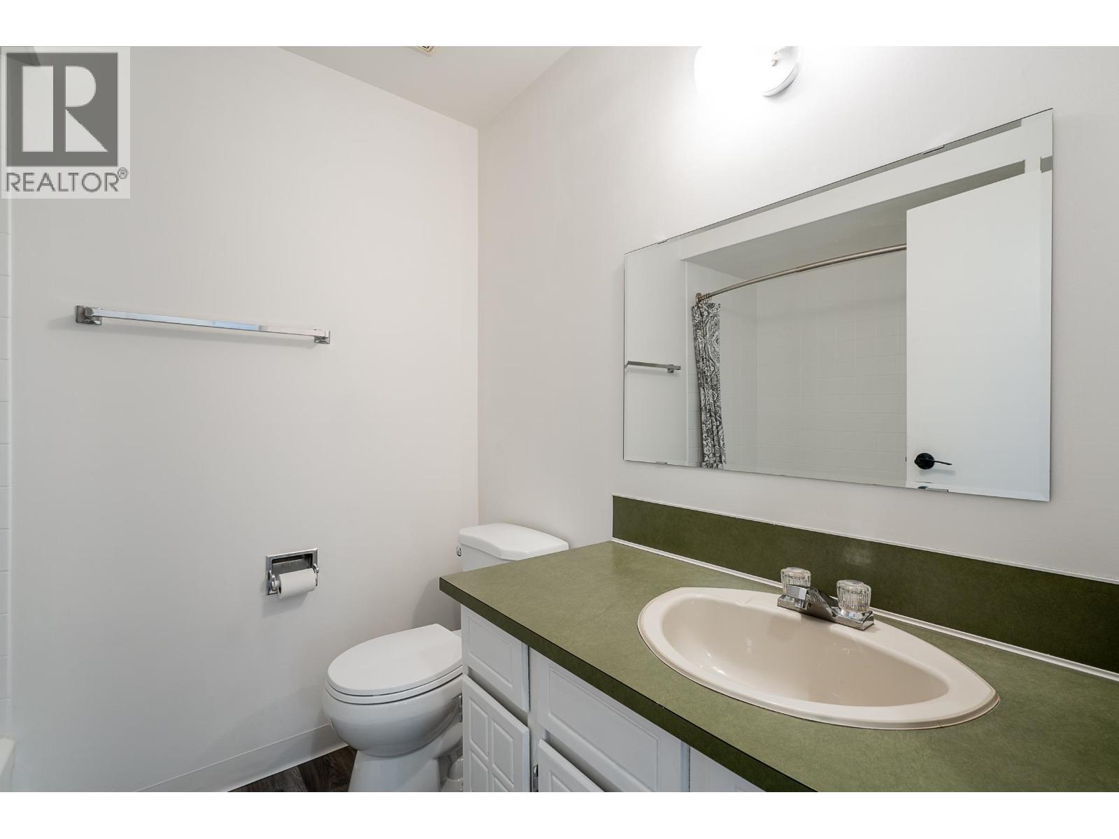 11671 211 Street, Maple Ridge, BC - Indoor Photo Showing Bathroom