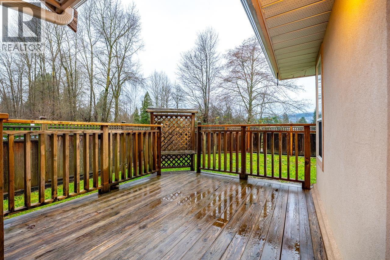 887 Riverside Drive, Port Coquitlam, BC - Outdoor With Deck Patio Veranda With Exterior