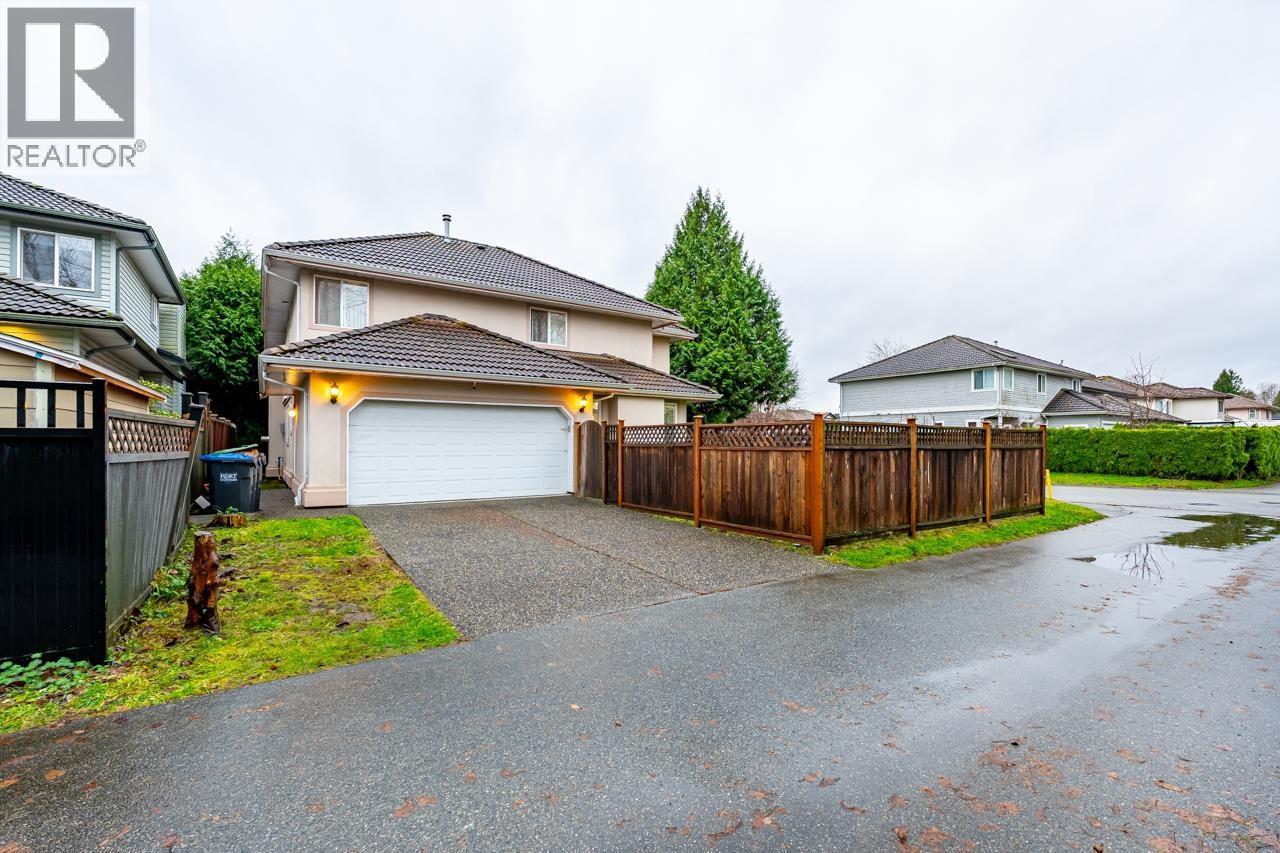 887 Riverside Drive, Port Coquitlam, BC - Outdoor