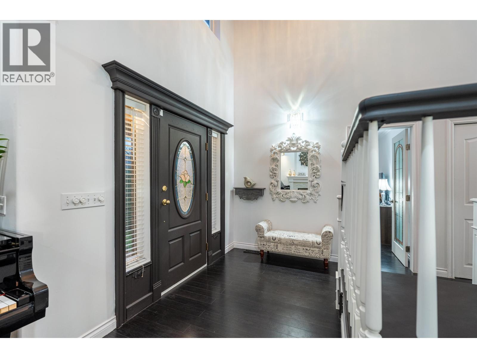 887 Riverside Drive, Port Coquitlam, BC - Indoor Photo Showing Other Room