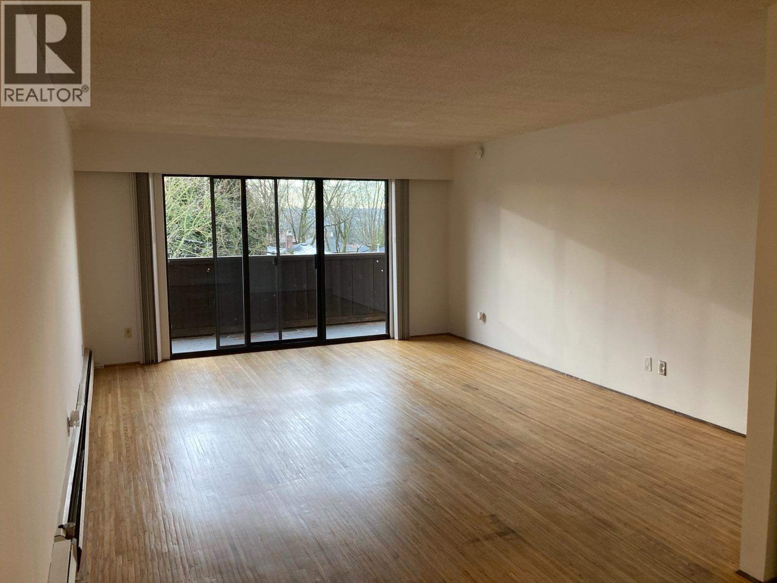 214 3570 East Hastings Street, Vancouver, BC - Indoor Photo Showing Other Room