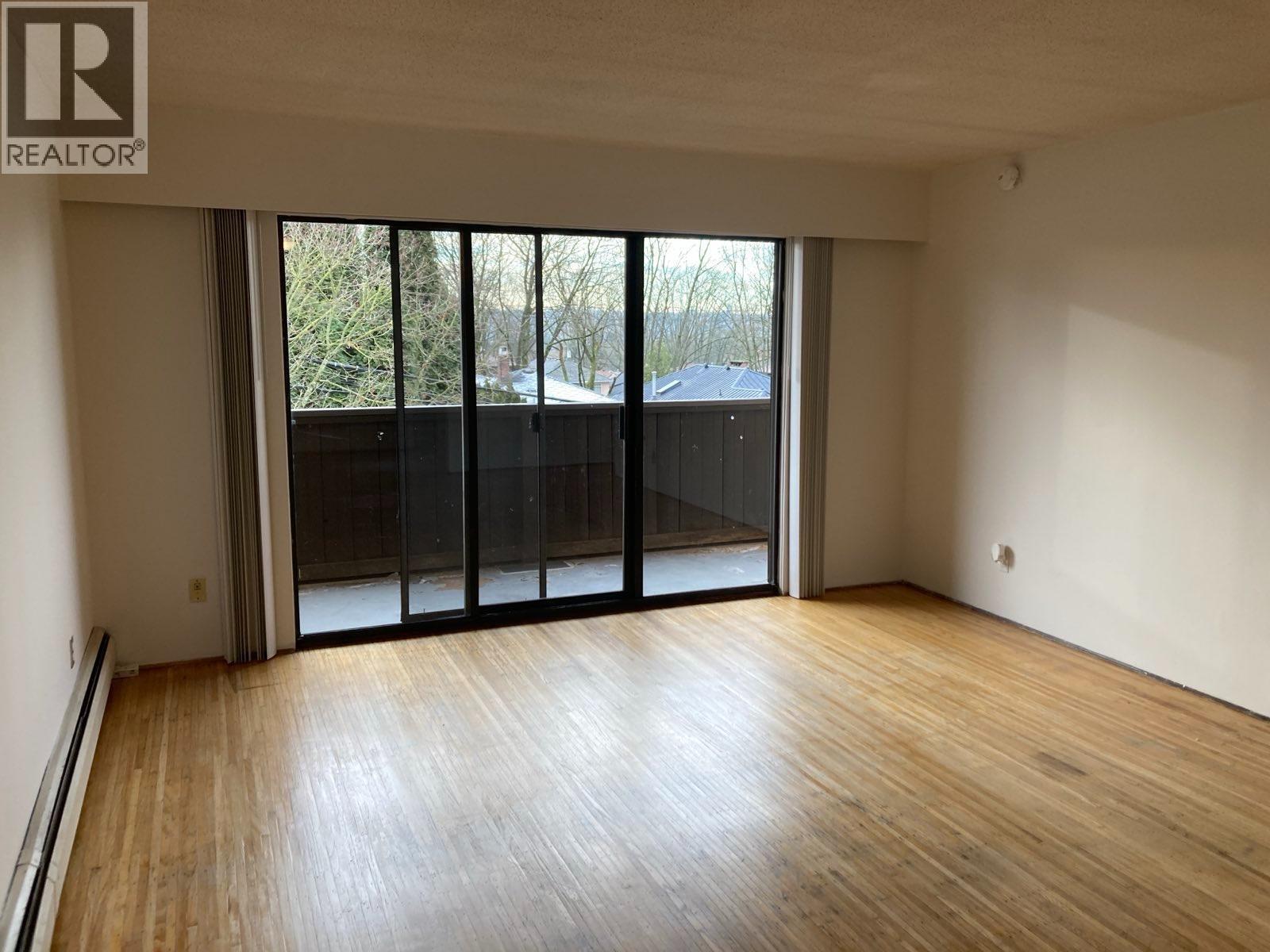 214 3570 East Hastings Street, Vancouver, BC - Indoor Photo Showing Other Room