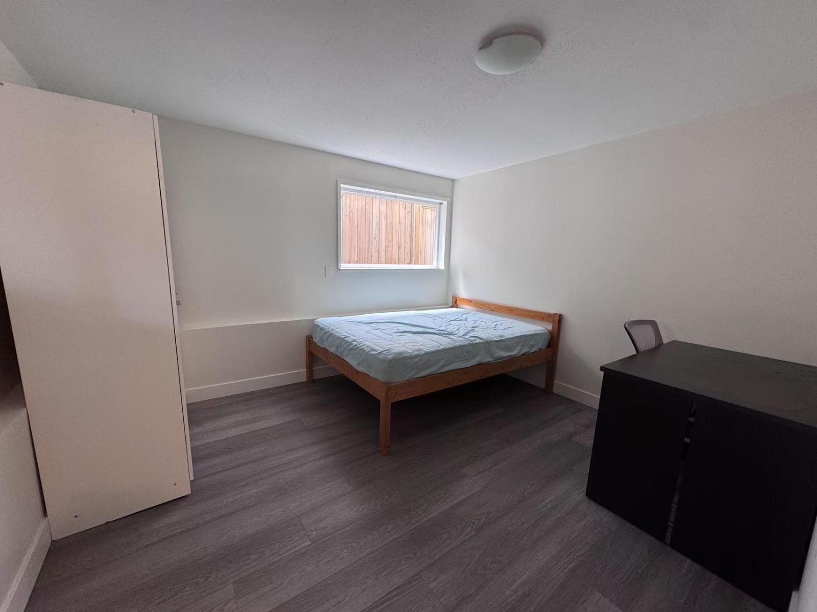 8922 Watson Drive, Delta, BC - Indoor Photo Showing Bedroom