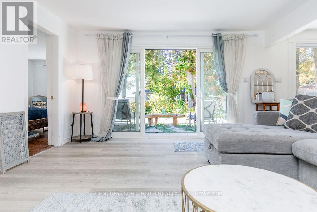 7 Oliver Drive, Tiny, ON - Indoor